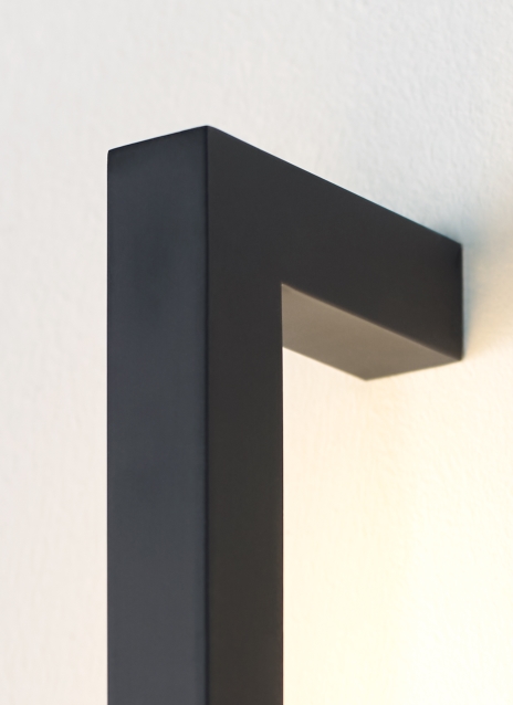 Stagger Large Wall Sconce Alt Image