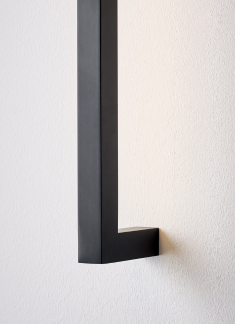 Stagger Large Wall Sconce Alt Image