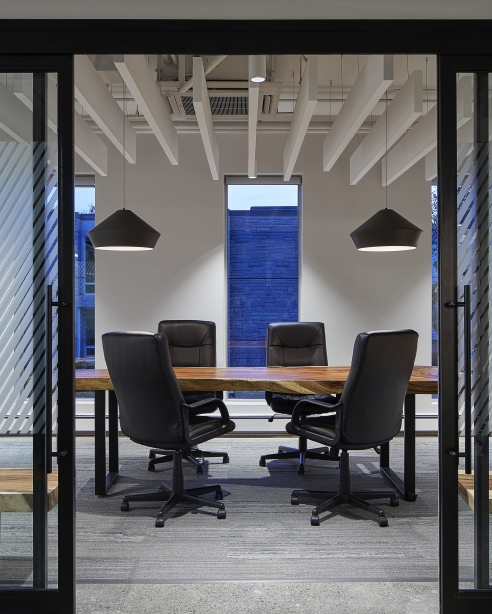 Brummel Grande, Charcoal Gray4té Design Inc; Commerical Interior<br>Flux Lighting; Interior Design<br>JVLphoto