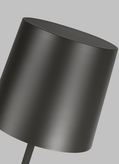 Lucia Outdoor Large Floor Lamp Alt Image