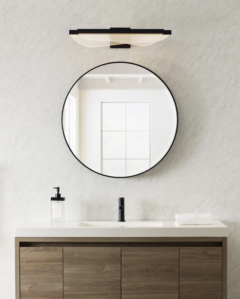 Nyra 25 Bath Alt Image