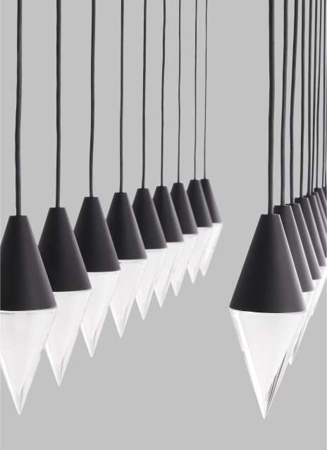 Turret 18 Light Chandelier Alt Image