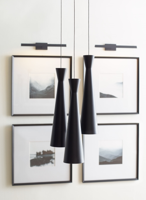 Dessau 18 Picture Light Alt Image