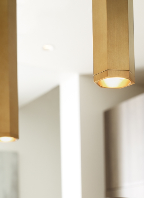 Blok Large Pendant Alt Image