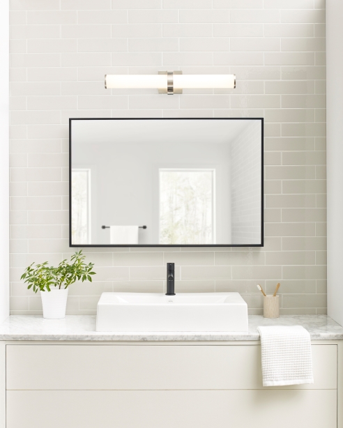 Lynk 24 Bath Alt Image