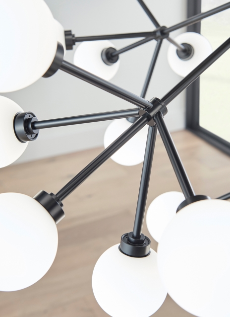 Mara Grande Chandelier Alt Image