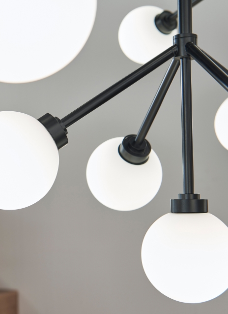 Mara Grande Chandelier Alt Image
