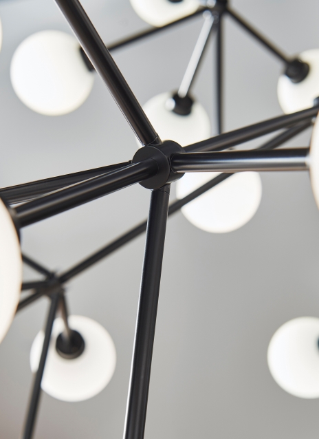 Mara Grande Chandelier Alt Image