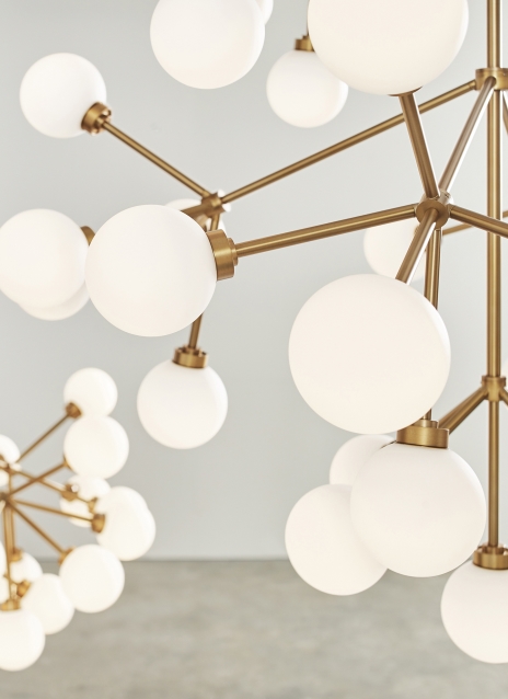Mara Grande Chandelier Alt Image