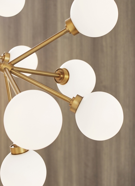 Mara Grande Chandelier Alt Image