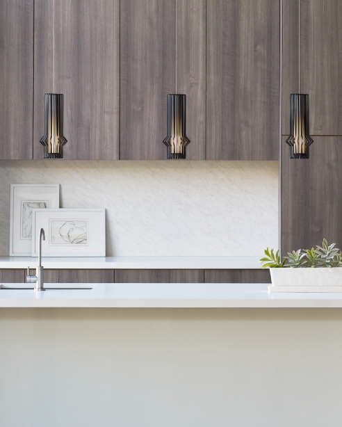 Mini Syrma Low-Voltage Pendant: Matte Black