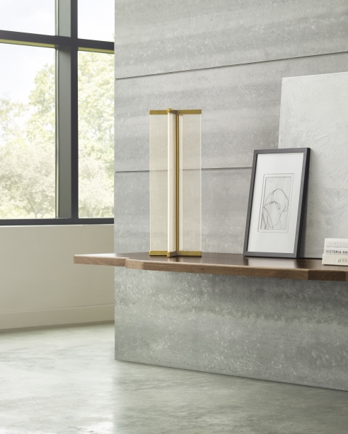 Rohe Table Lamp Alt Image