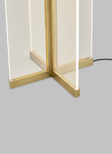 Rohe Table Lamp Alt Image