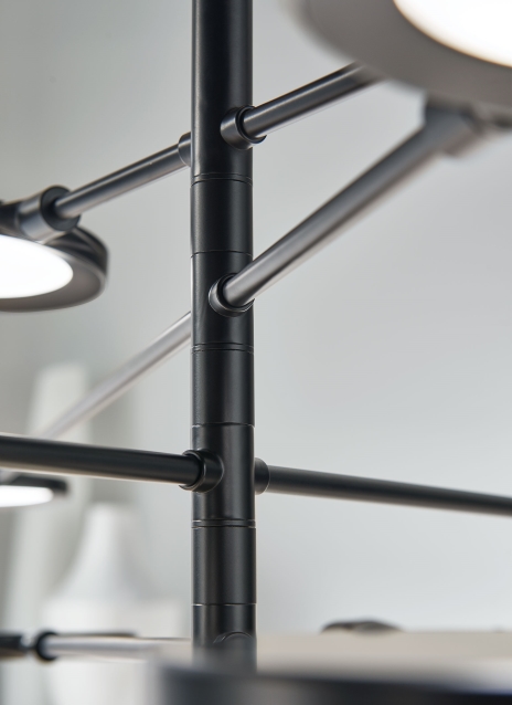 Spectica 8 Chandelier Alt Image