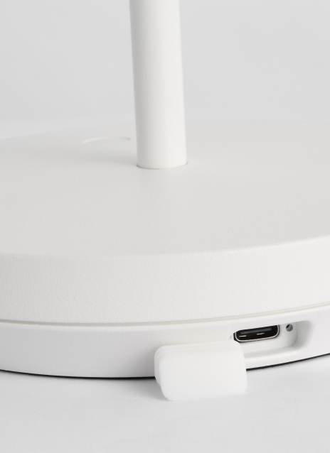 Doppia Accent Rechargeable Table Lamp Alt Image
