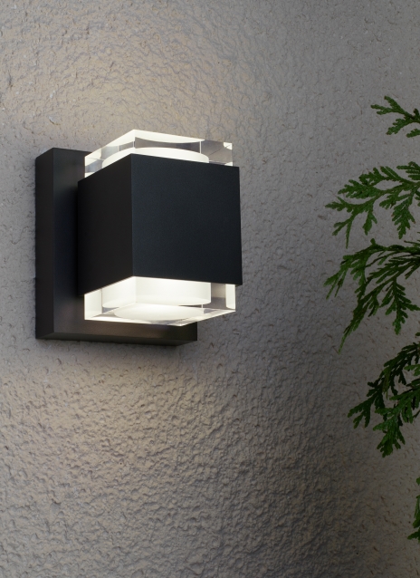 Voto 6 Outdoor Wall Alt Image